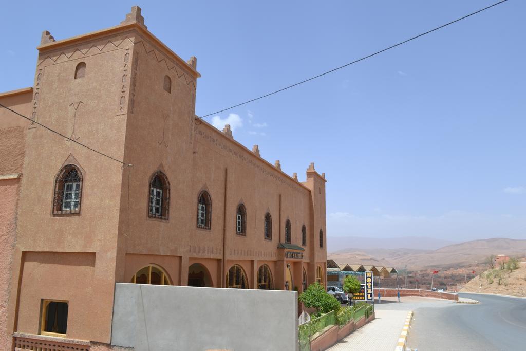 Hotel Almanader Boumalne Dades Quarto foto